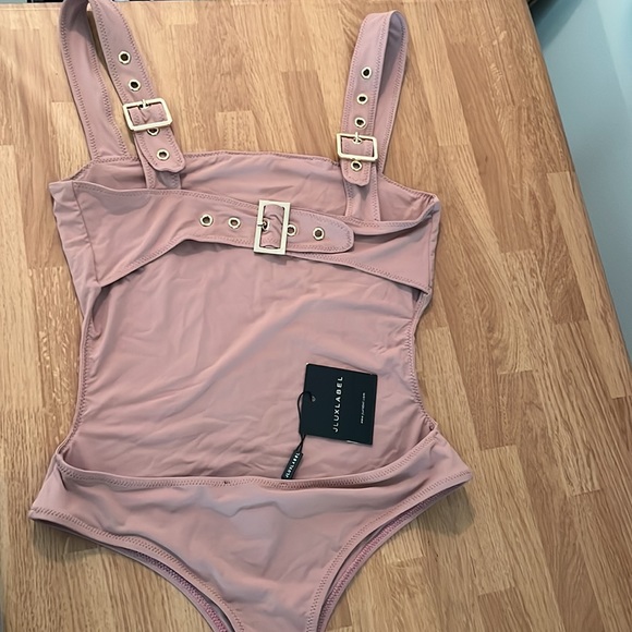 JLUX LABEL | Mauve Open Back Buckle Swimsuit Sz S - Picture 2 of 5